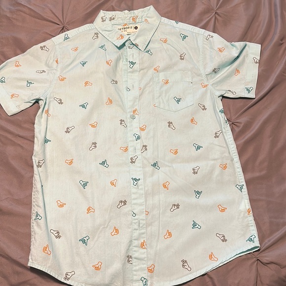 Button up ✌🏼 ✌🏼 - Picture 2 of 6